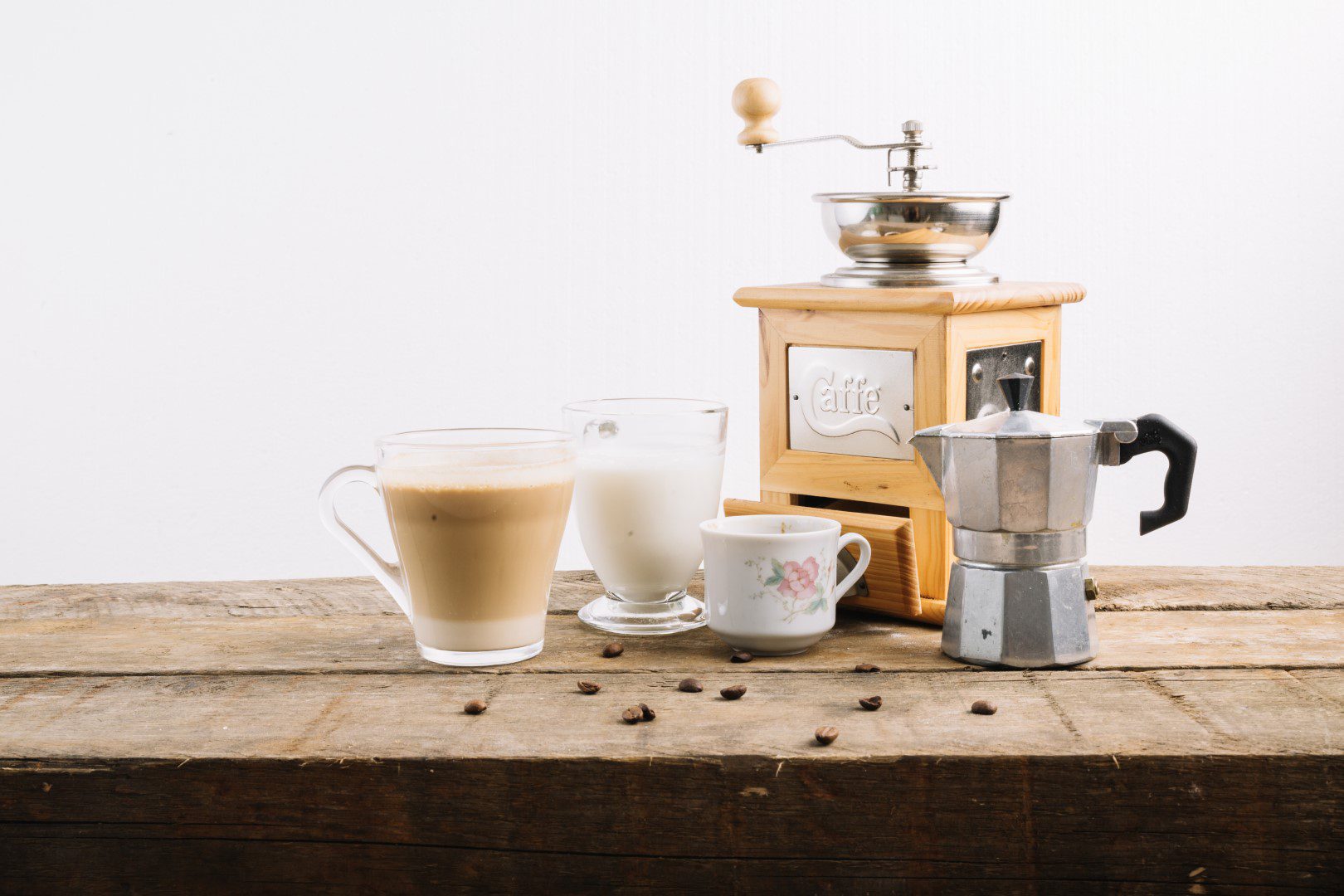 Cafetera Moka vs Prensa Francesa: Una batalla de sabores en tu cocina